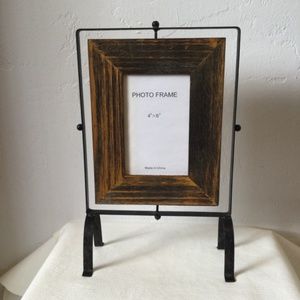 NWT Western Design Wood & Metal Rotating Picture Frame